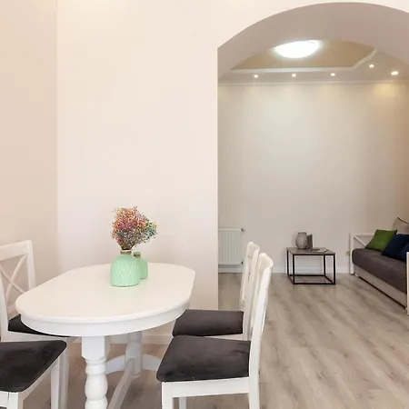 Avangard Saint Teodora Iii * Lemberg