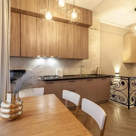 Avangard Saint Teodora Iii *