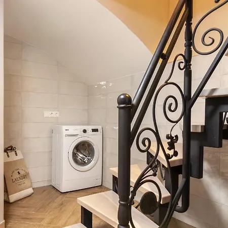 Apartment Avangard Saint Teodora Iii