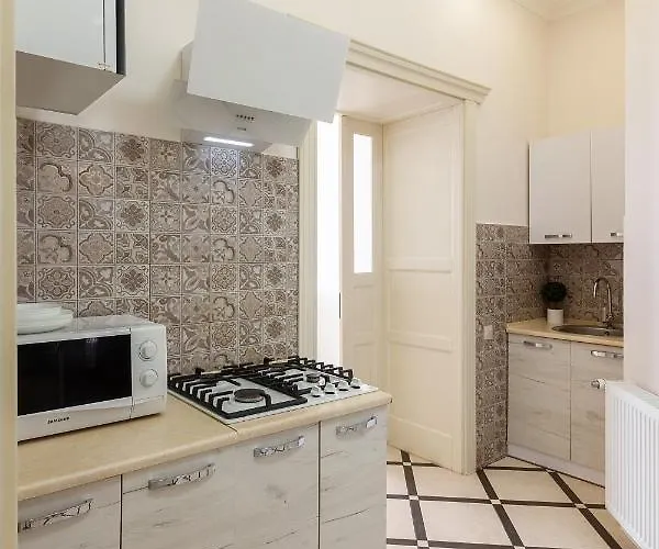 Avangard Saint Teodora Iii * Lemberg