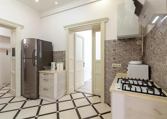 Avangard Saint Teodora Iii